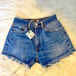 Vintage Levi Shorts  505